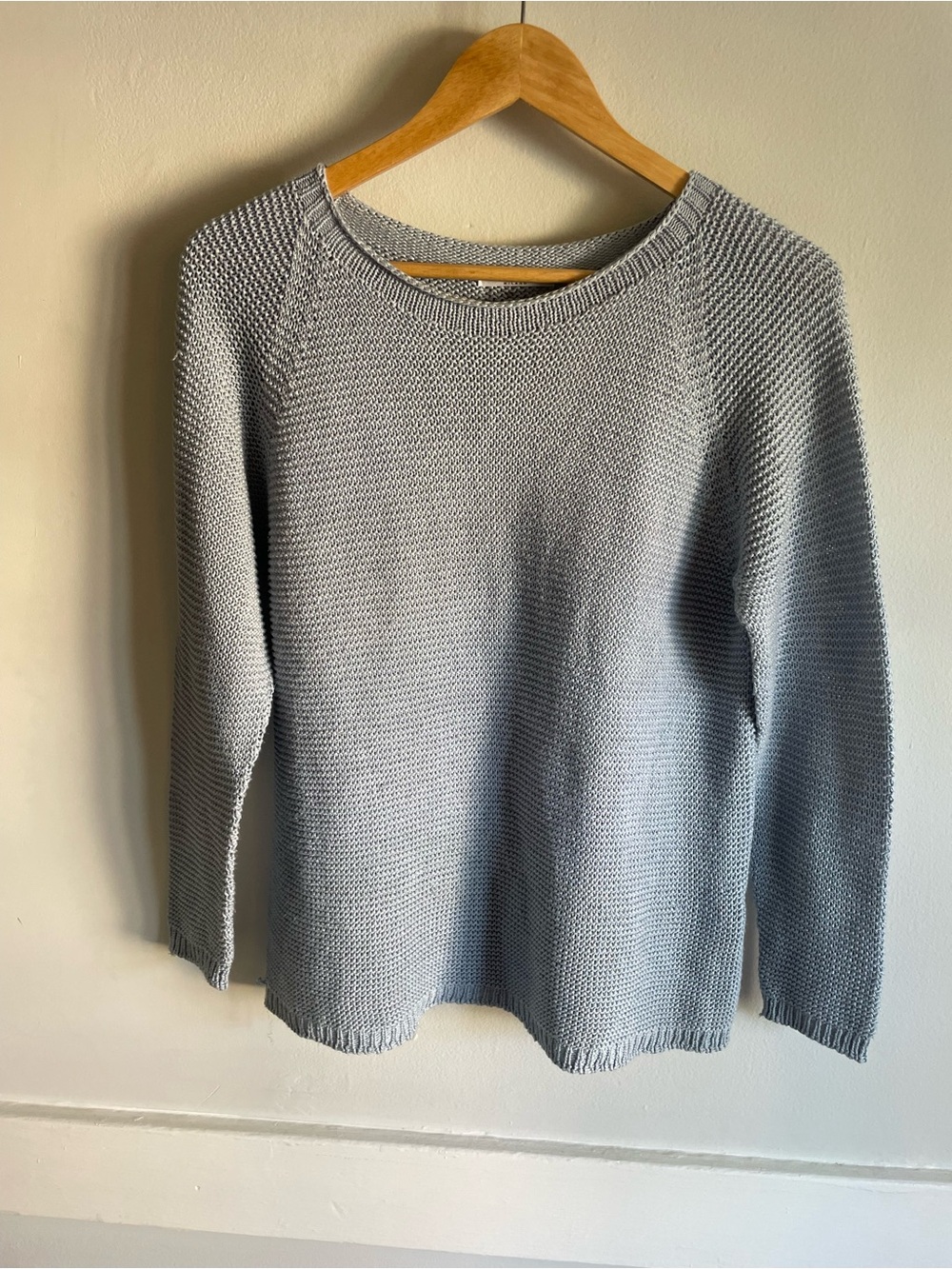 Made in Italy Women's Light Blue Knit Sweater - Classic Crewneck